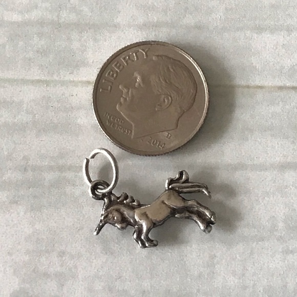 Unicorn Bracelet Charm - Picture 3 of 3